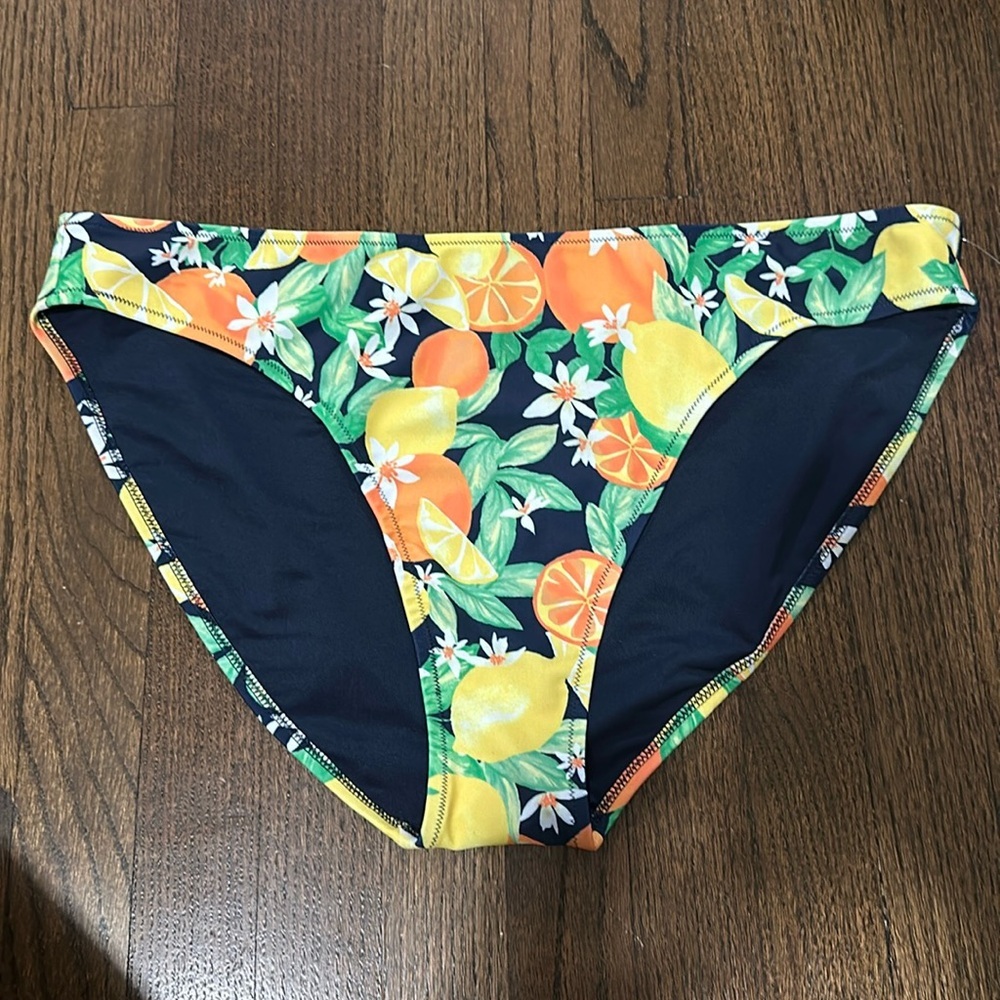 Old Navy Fruit Detailed Women’s Bikini Panty Briefs Swimsuit Bottoms Only 2X